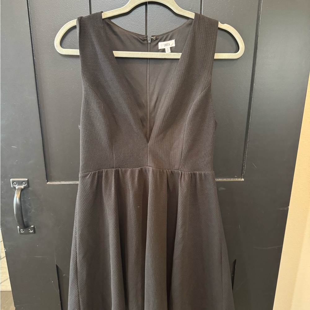 Sleeveless Black Textured V-Neck Mini Dress